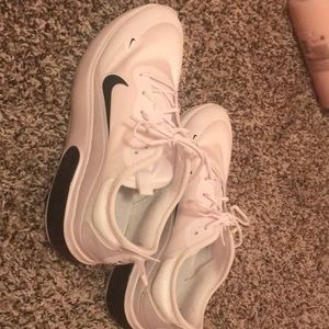 NIKE AIR MAX DIA